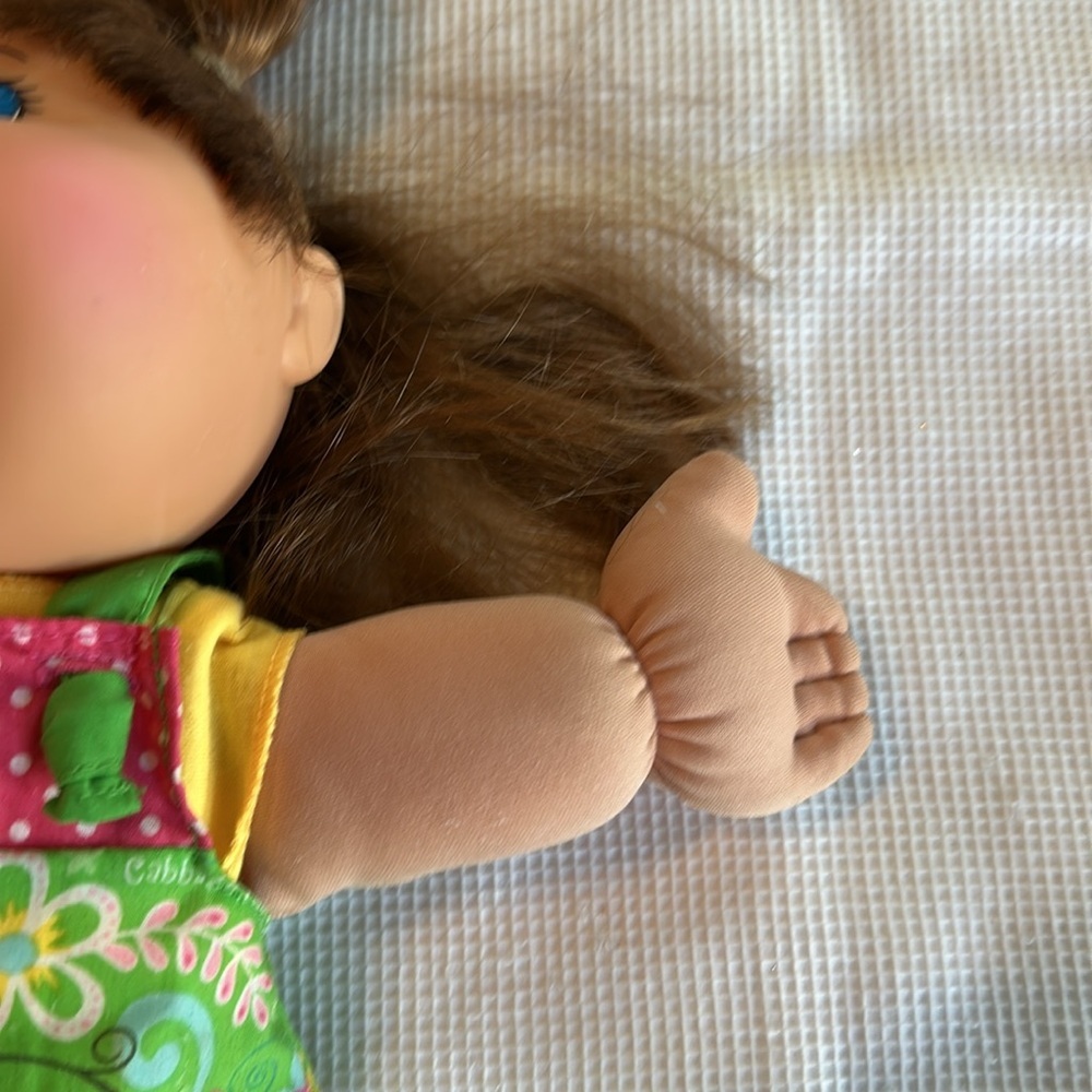 Cabbage Patch Doll With Pig Rail and Green Dress - Picture 5 of 13